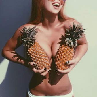 Карина Кросс