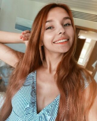 Лера Смородинова